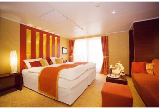 Una de las confortables Suites del MS Europa